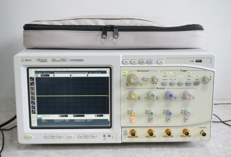 KEYSIGHT DSA